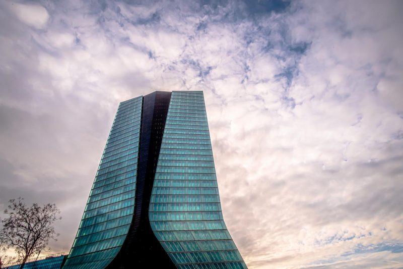 photographe-architecture-toulon-var - La tour Marseillaise - L'oeil des Cyclopes - Laurent Parienti