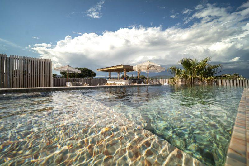 Villa de luxe vue mer Côte d'Azur - Photographe immobilier prestige Var Laurent Parienti